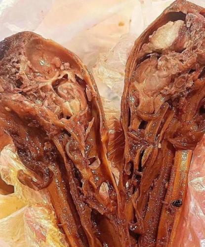 一口气能吃五个的衢州辣鸭头,好吃到让人停不下来呀!(图2) 一口气能吃五个的衢州辣鸭头,好吃到让人停不下来呀!(图2)