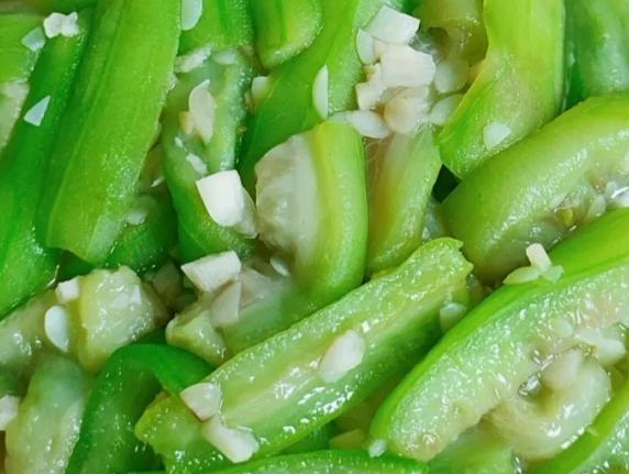 夏天多吃瓜,活到九十八,常吃八种瓜类蔬菜,清热润燥增强免疫(图3) image.png