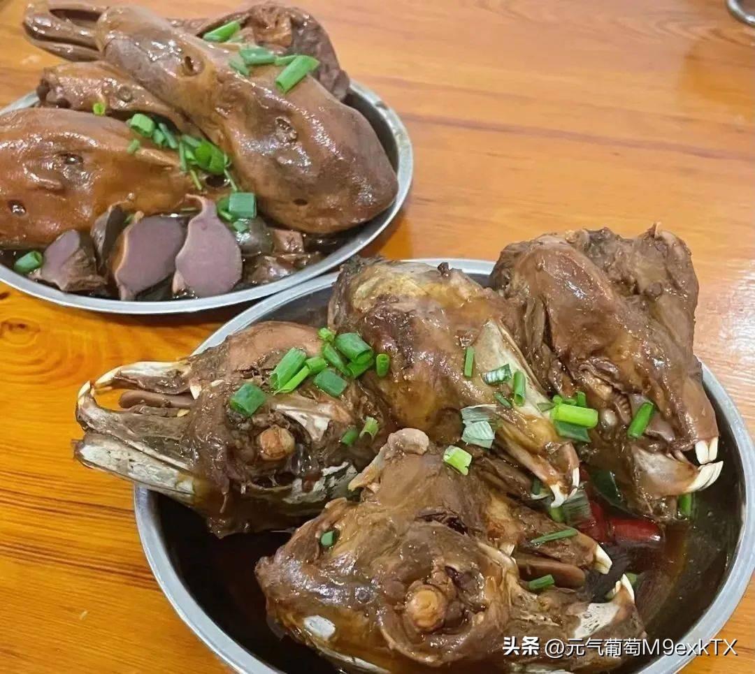 一口气能吃五个的衢州辣鸭头,好吃到让人停不下来呀!(图5) 一口气能吃五个的衢州辣鸭头,好吃到让人停不下来呀!(图5)