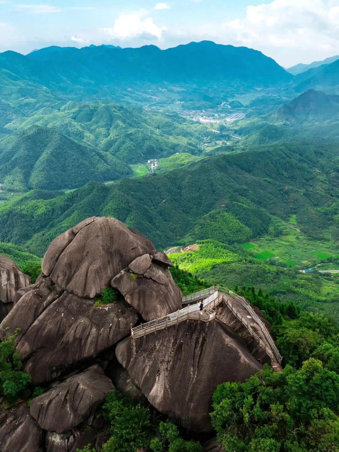 它是江浙沪最没存在感的城市,景区更是免费,出名的却只有鸭头!(图9) 它是江浙沪最没存在感的城市,景区更是免费,出名的却只有鸭头!(图9)